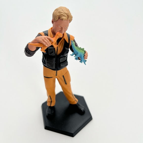Wash & Zoe Loot Crate 5” Figurines Firefly/Serenity✨ - Picture 6 of 8